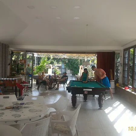Cc's Butik Konukevi 3*